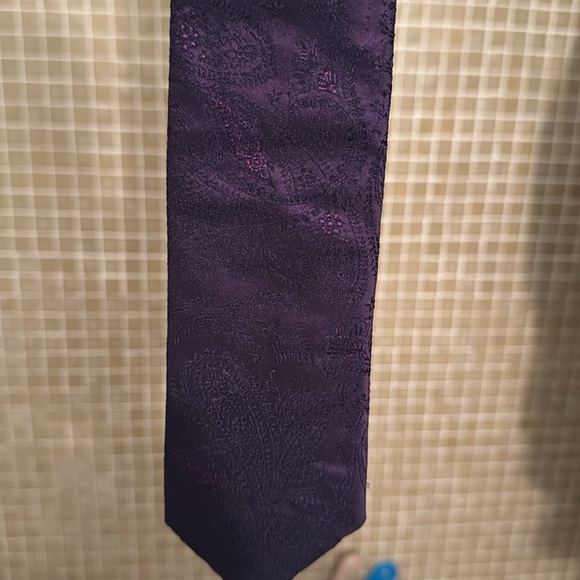 Hugo boss tie - Picture 2 of 3